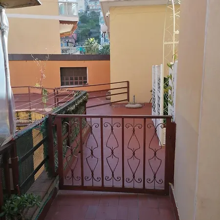 La Casa Di Vicky アパート サンレモ